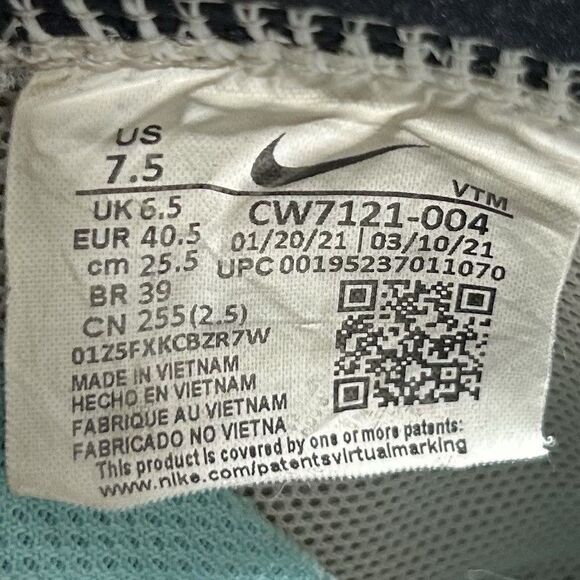 Nike React Miler 2 CW7121-004 Mens Size 7.5 Gray White Teal Running Shoes Used